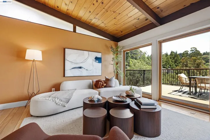 2245 Pelham Pl, Oakland, California 94611