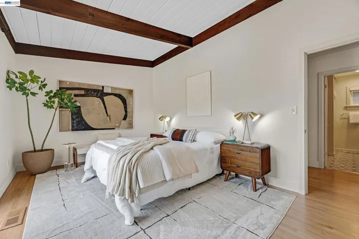 2245 Pelham Pl, Oakland, California 94611