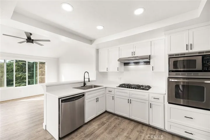 1232 La Paloma Glen, Escondido, California 92026