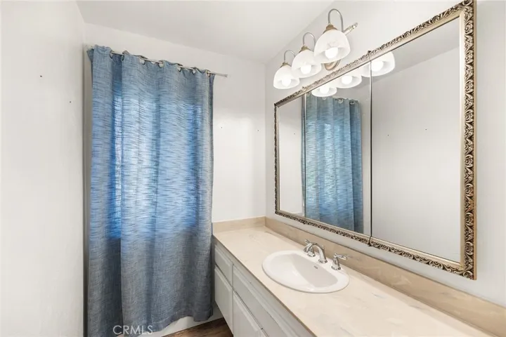 1232 La Paloma Glen, Escondido, California 92026