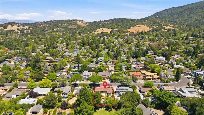 16375 W La Chiquita Avenue, Los Gatos, California 95032
