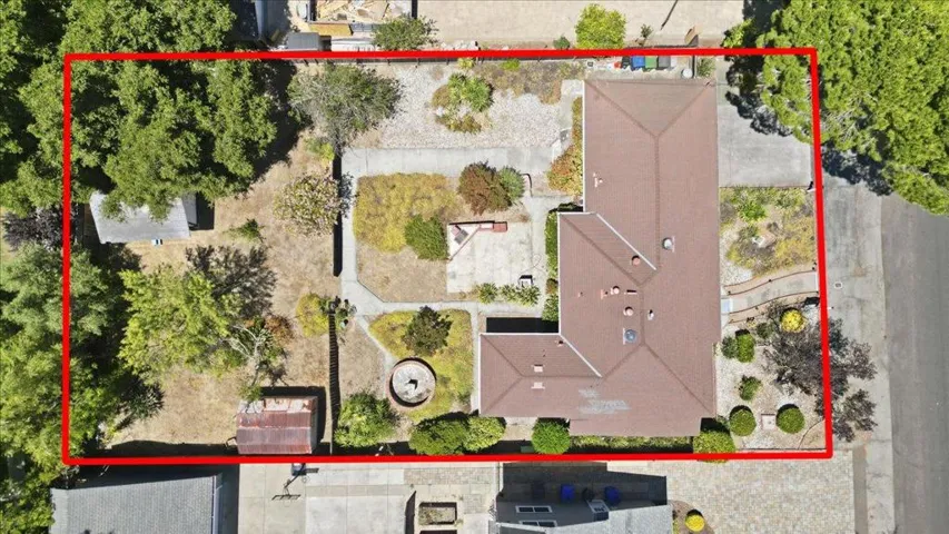 16375 W La Chiquita Avenue, Los Gatos, California 95032