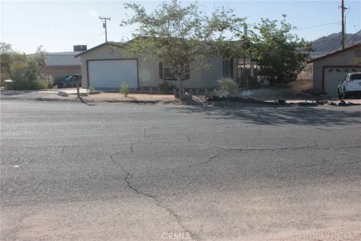 61707 61707 Morningside, Joshua Tree, California 92252