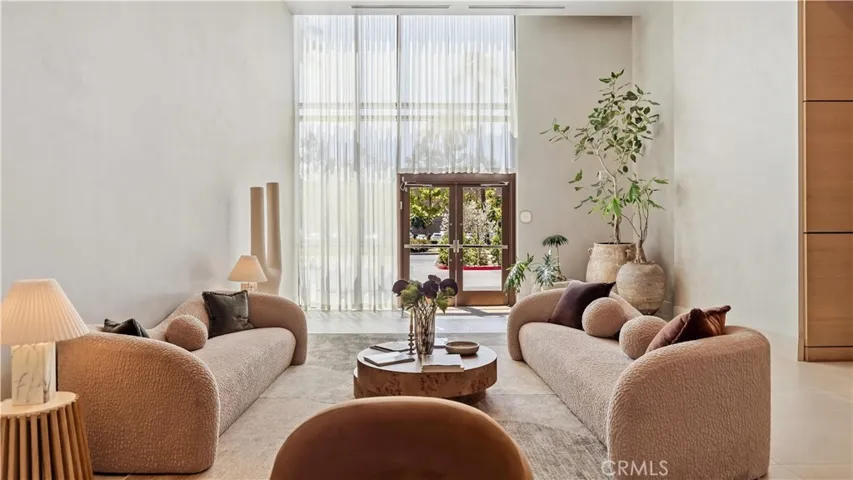 9 Macarthur Place N2002, Santa Ana, California 92707