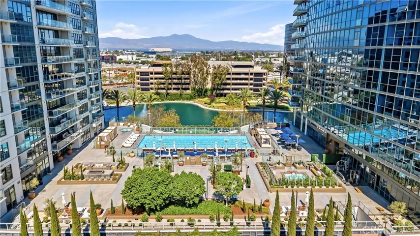 9 Macarthur Place N2002, Santa Ana, California 92707