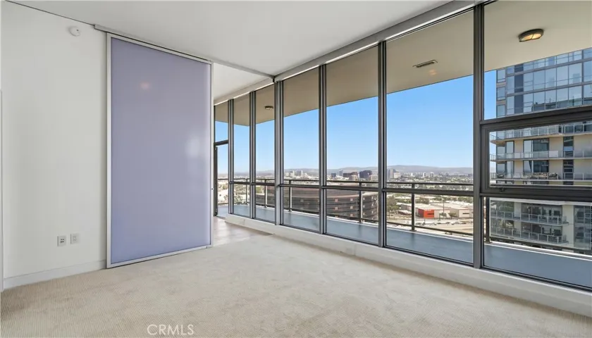 9 Macarthur Place N2002, Santa Ana, California 92707