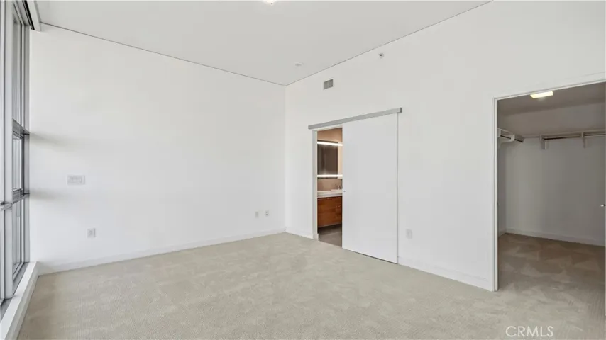 9 Macarthur Place N2002, Santa Ana, California 92707