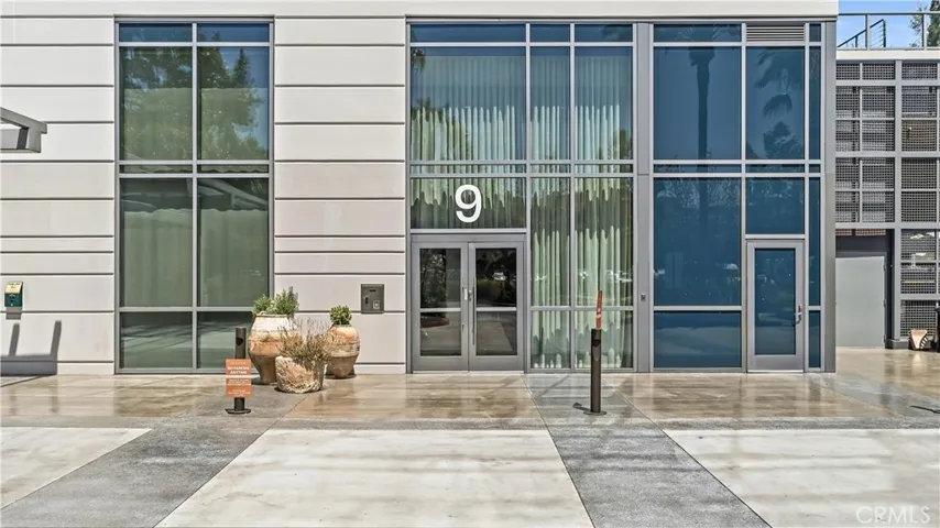 9 Macarthur Place N2002, Santa Ana, California 92707