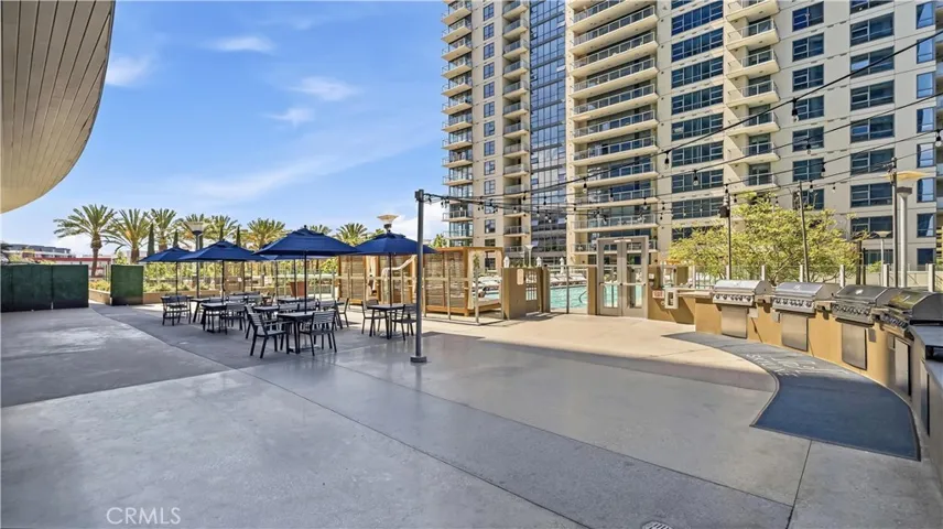9 Macarthur Place N2002, Santa Ana, California 92707