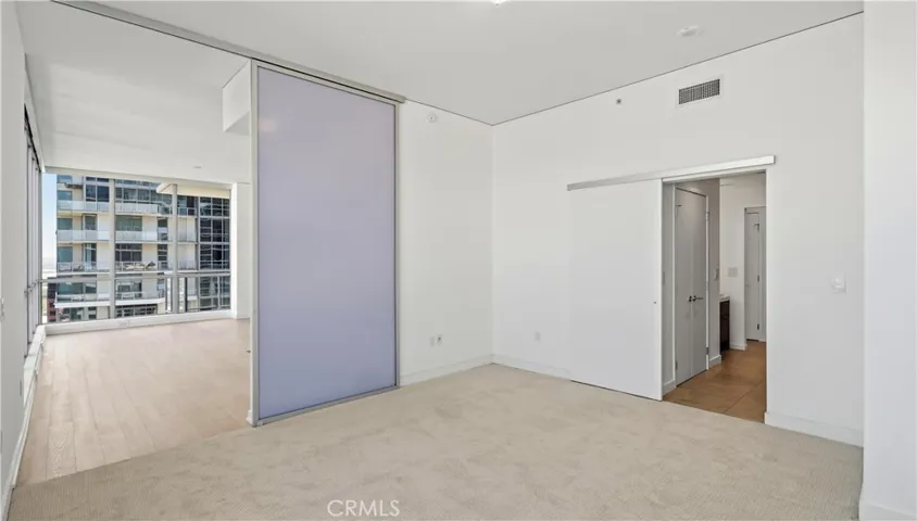 9 Macarthur Place N2002, Santa Ana, California 92707