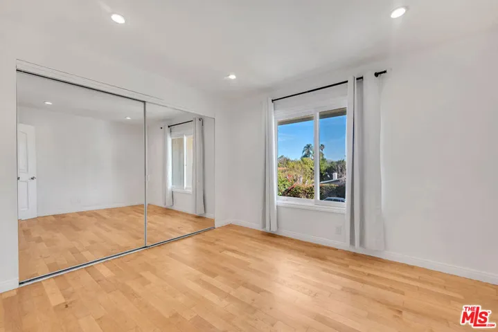 5890 Fairhaven Avenue, Woodland Hills, California 91367