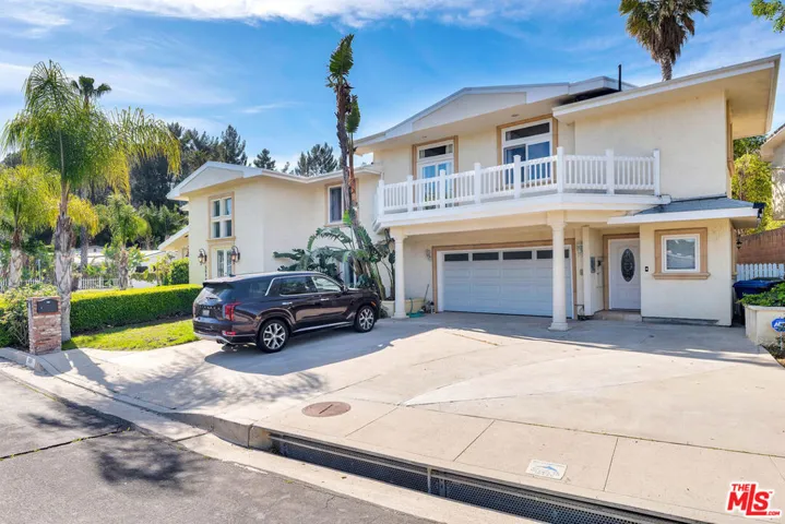 5890 Fairhaven Avenue, Woodland Hills, California 91367