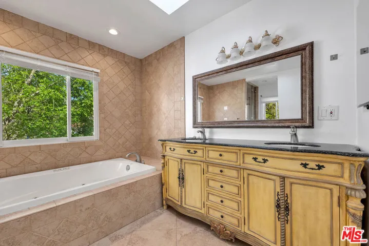 5890 Fairhaven Avenue, Woodland Hills, California 91367
