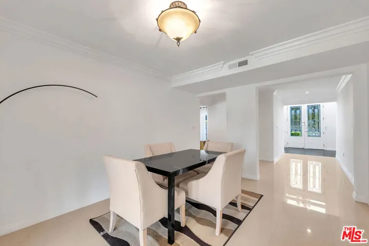 5890 Fairhaven Avenue, Woodland Hills, California 91367