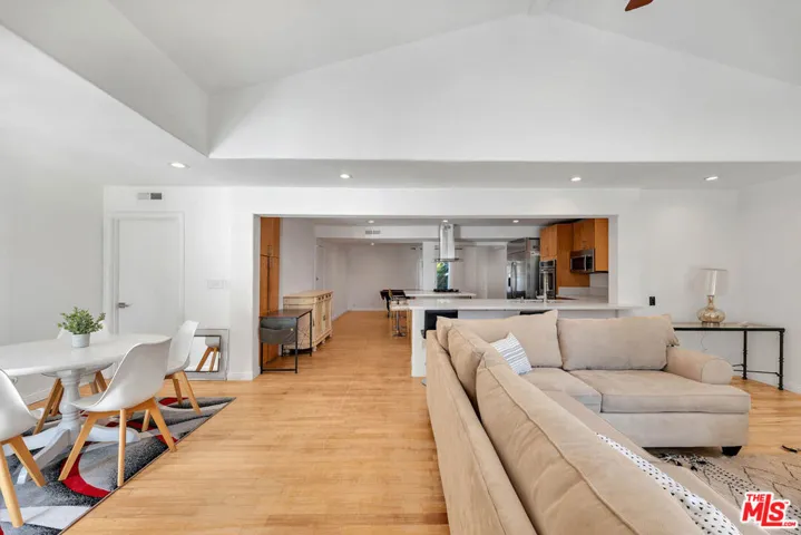 5890 Fairhaven Avenue, Woodland Hills, California 91367