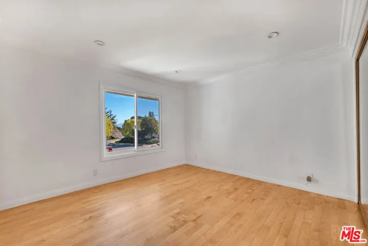 5890 Fairhaven Avenue, Woodland Hills, California 91367