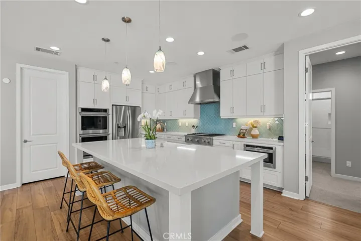 18138 Tableau, Saugus, California 91350