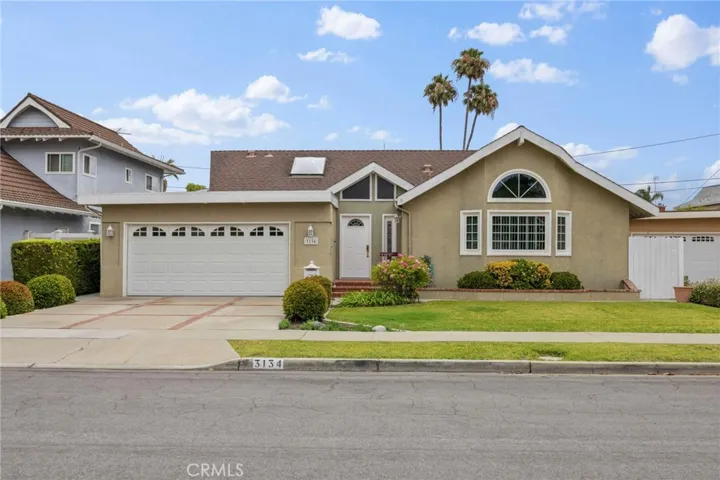 3134 Killarney Lane, Costa Mesa, California 92626