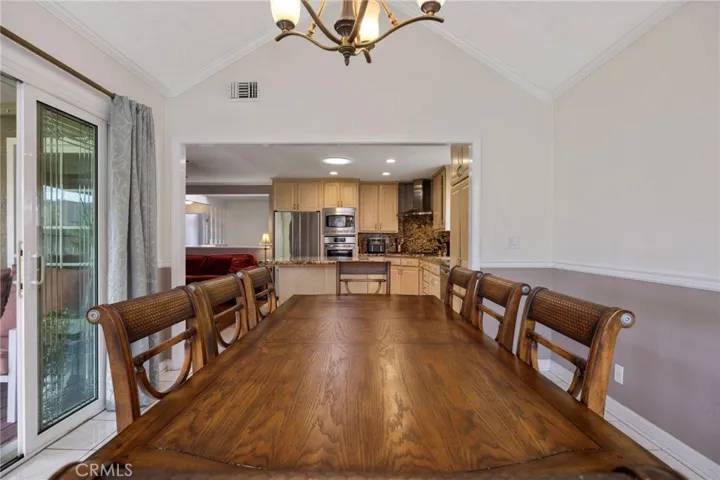 3134 Killarney Lane, Costa Mesa, California 92626