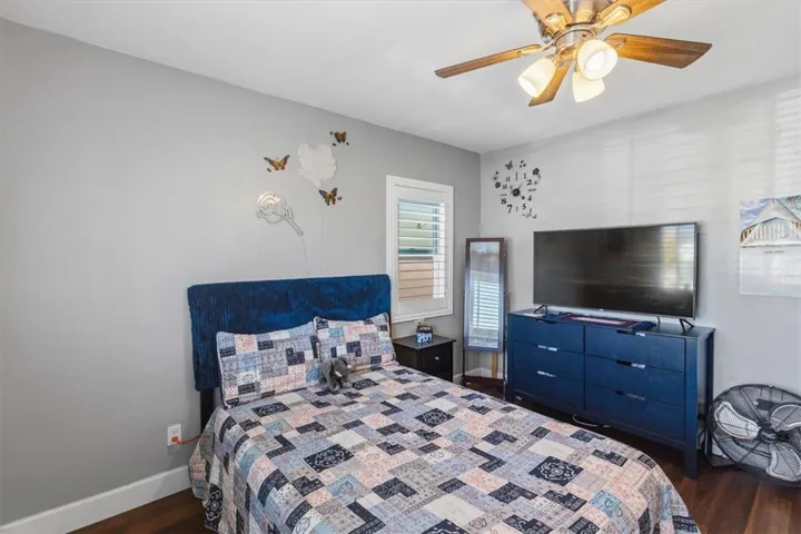 1600 W 80th Street, Los Angeles, California 90047