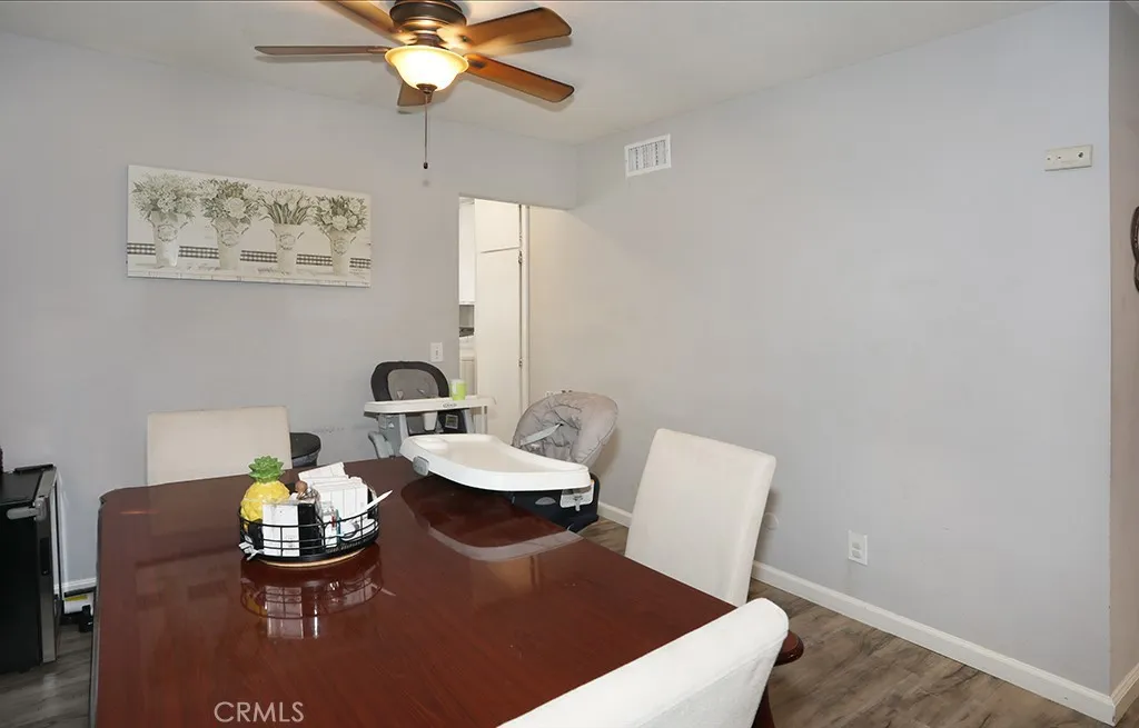 Dining area with ceiling fan