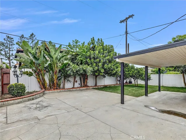 8831 Glider Avenue, Los Angeles, California 90045