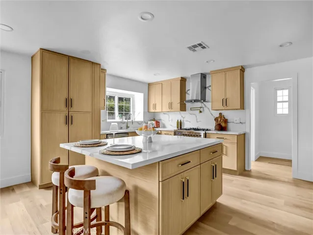 8831 Glider Avenue, Los Angeles, California 90045