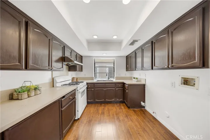 201 Palmetto 7, Alhambra, California 91801