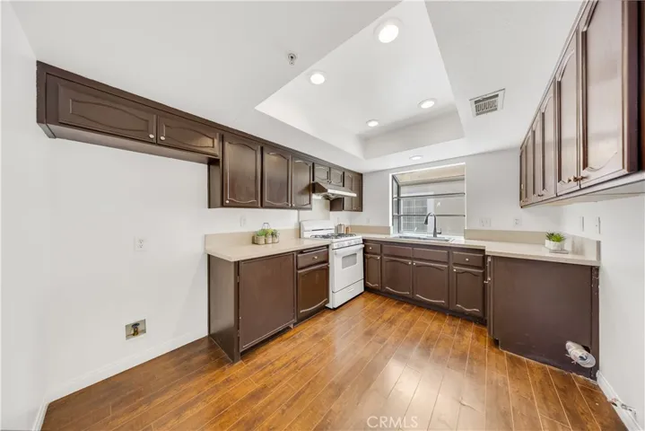 201 Palmetto 7, Alhambra, California 91801