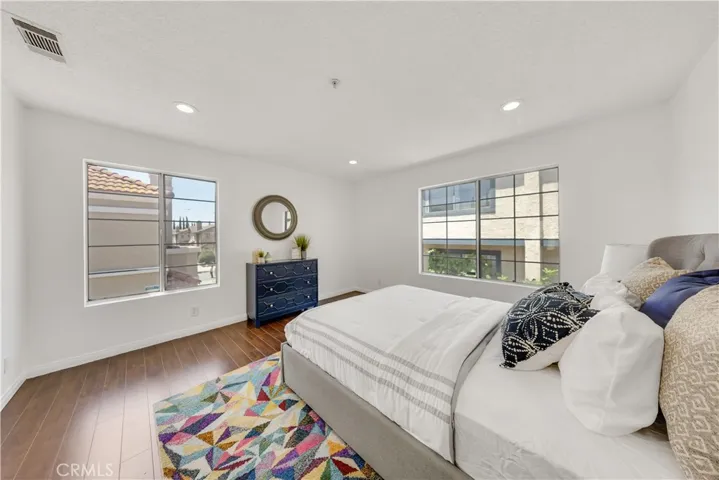 201 Palmetto 7, Alhambra, California 91801