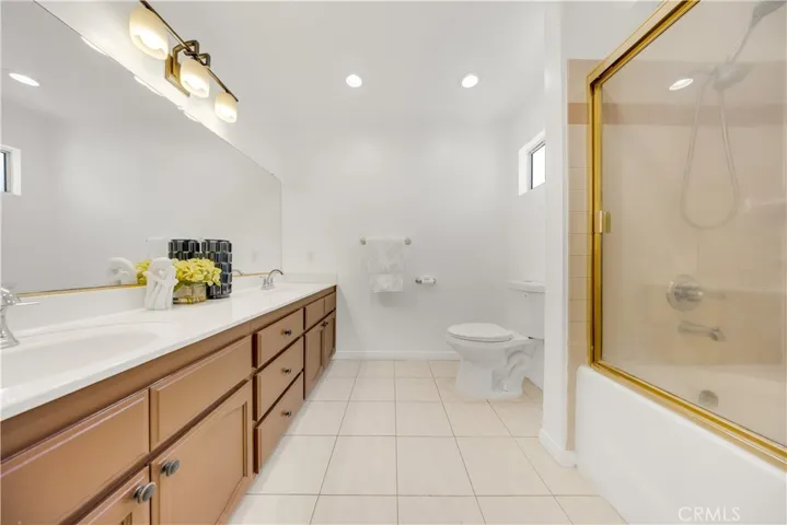 201 Palmetto 7, Alhambra, California 91801