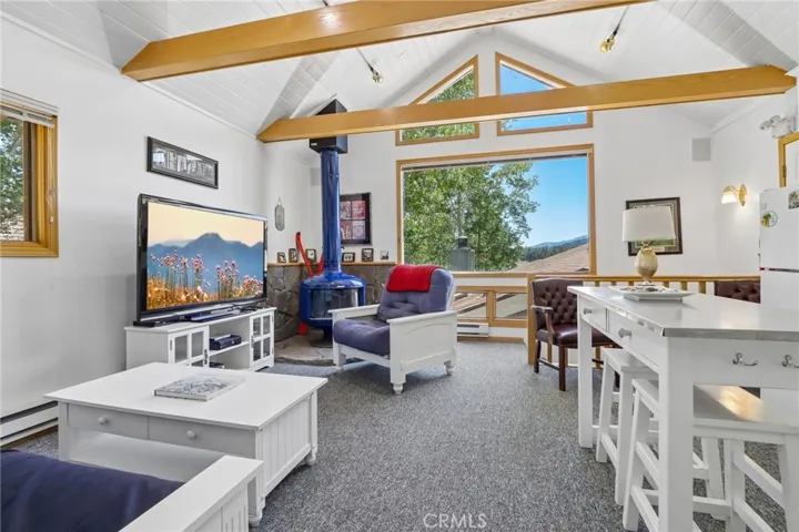 447 Cienega, Big Bear Lake, California 92315