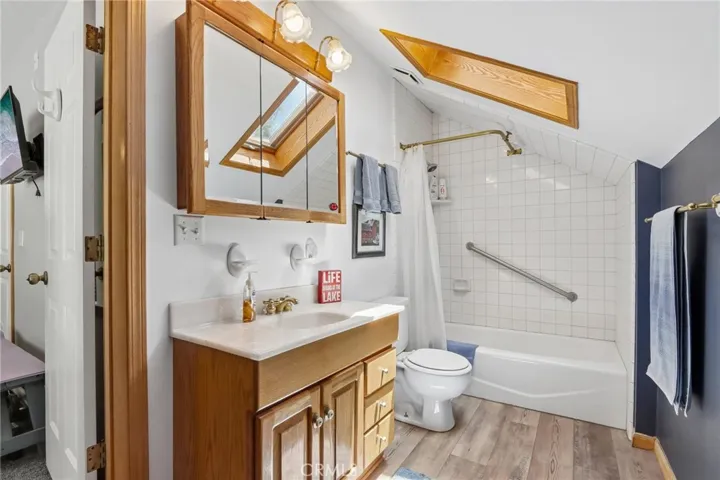 447 Cienega, Big Bear Lake, California 92315