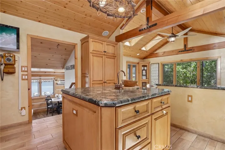 447 Cienega, Big Bear Lake, California 92315