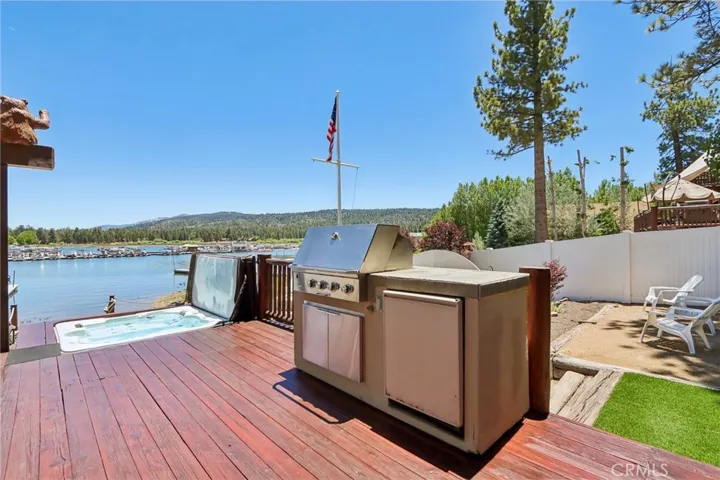 447 Cienega, Big Bear Lake, California 92315