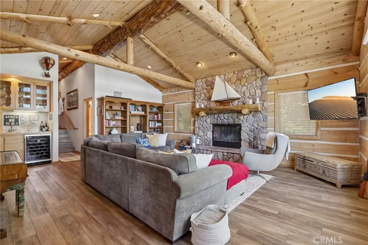 447 Cienega, Big Bear Lake, California 92315