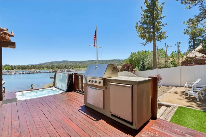 447 Cienega, Big Bear Lake, California 92315