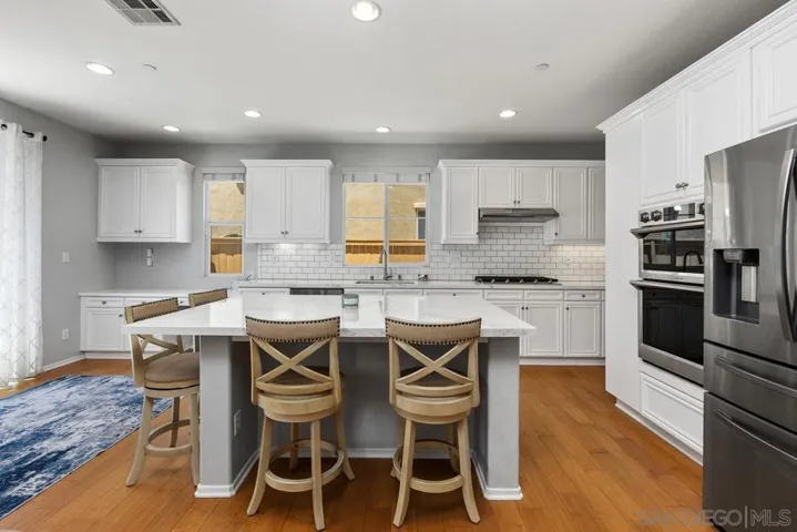 3669 Lake Park Road, Fallbrook, California 92028