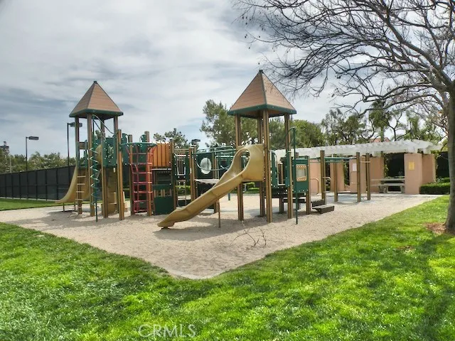 707 Solvay Aisle, Irvine, California 92606