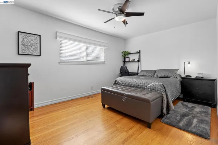 4678 Whiting St, Pleasanton, California 94566