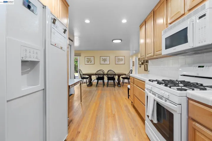 4678 Whiting St, Pleasanton, California 94566