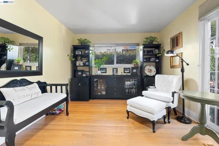 4678 Whiting St, Pleasanton, California 94566