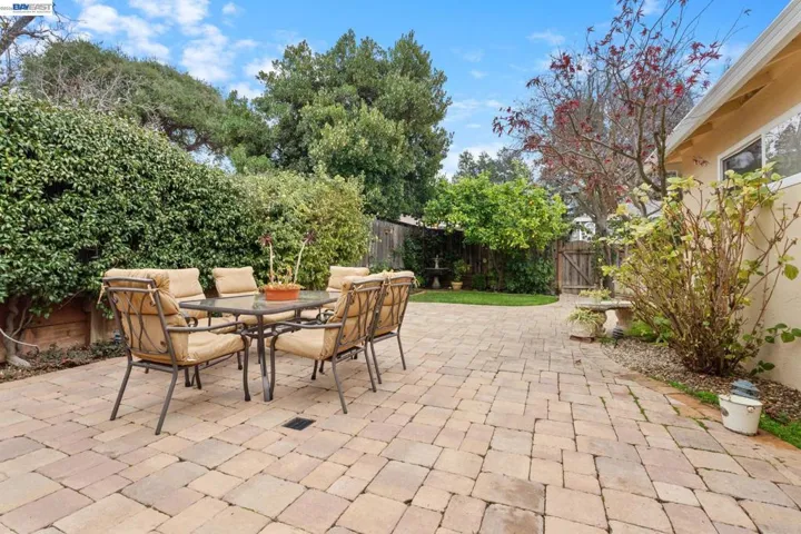 4678 Whiting St, Pleasanton, California 94566
