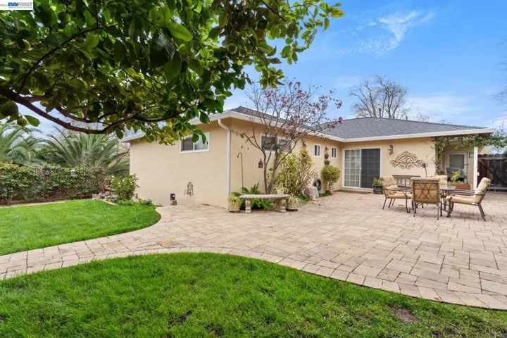 4678 Whiting St, Pleasanton, California 94566