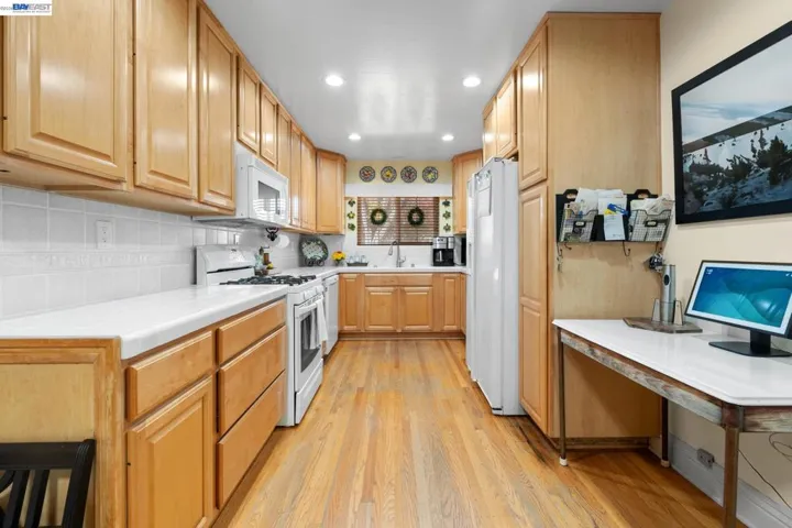 4678 Whiting St, Pleasanton, California 94566