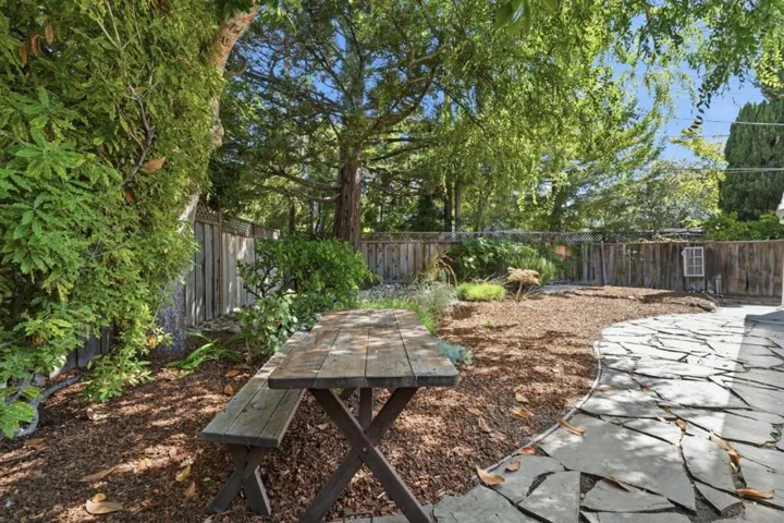887 Loma Verde Avenue, Palo Alto, California 94303