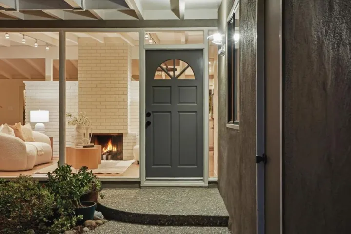 887 Loma Verde Avenue, Palo Alto, California 94303