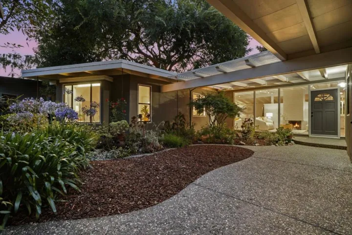 887 Loma Verde Avenue, Palo Alto, California 94303