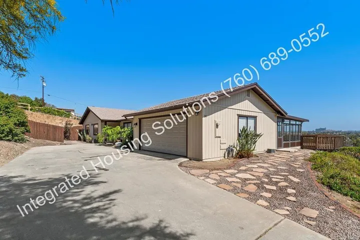 945 Pinion, San Marcos, California 92026