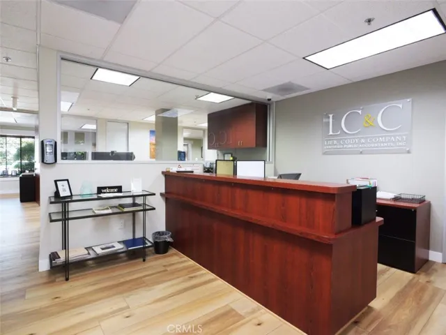 25550 Hawthorne Boulevard 100, Torrance, California 90505